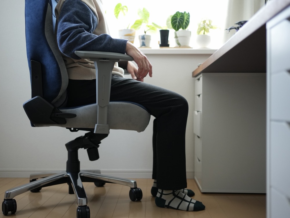 AKRacing Faura　足つき