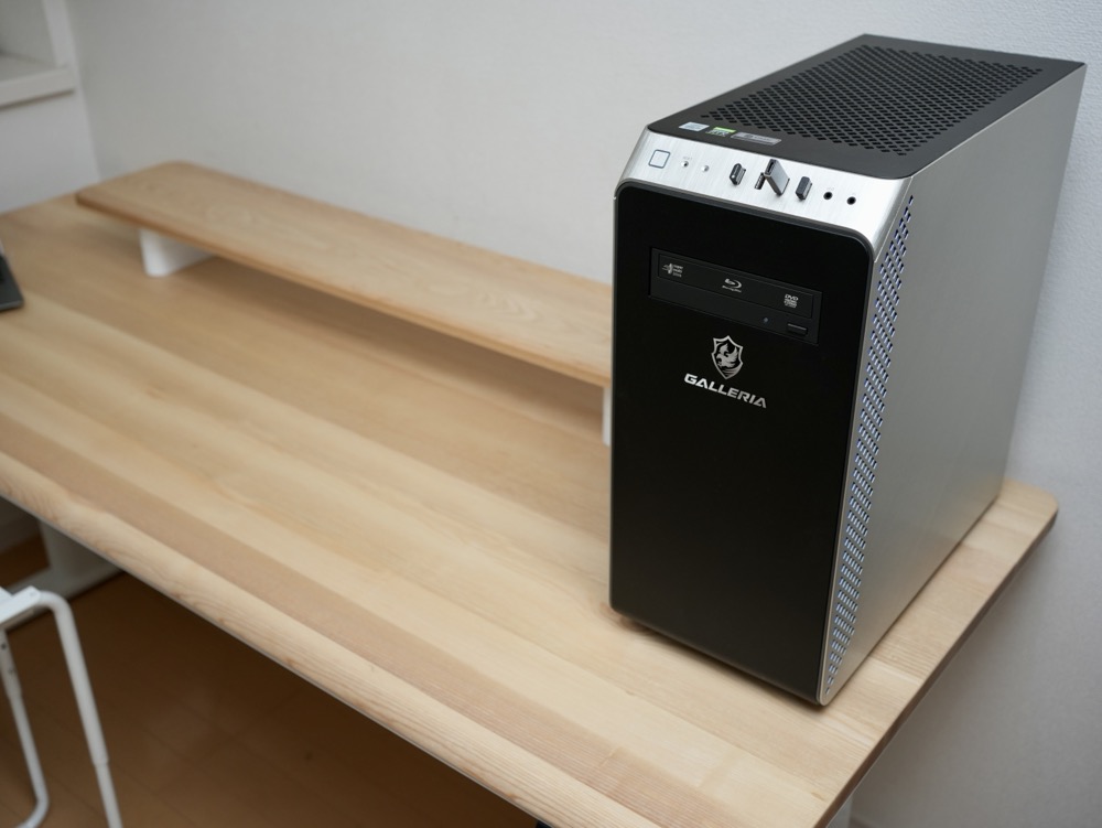 COFO Desk PCマウントの幅調整機構