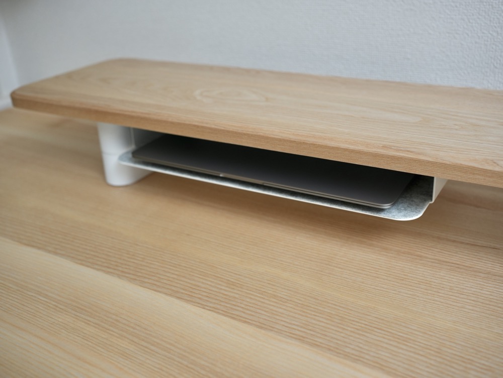 COFO Desk Shelf下に収納したCOFO Desk トレー