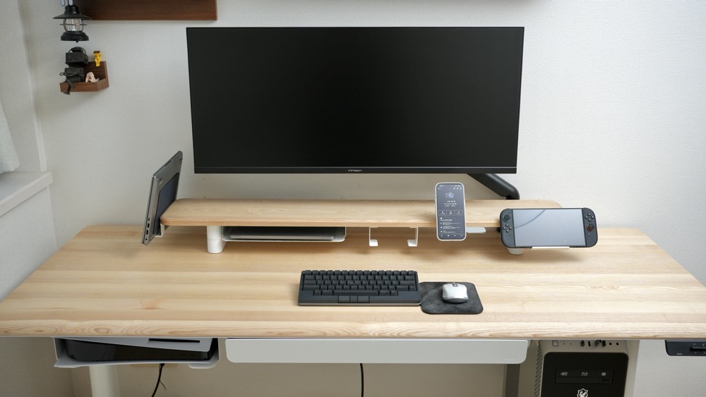 COFO Desk StudioとDesk Shelfを組み合わせたデスク環境