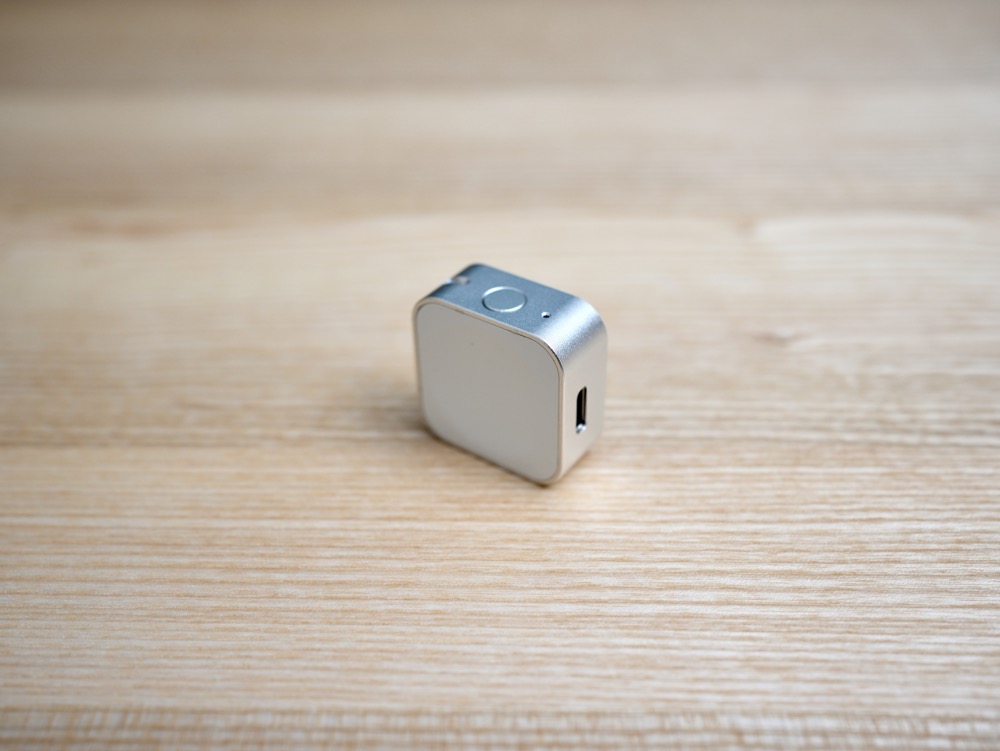 Satray Apple Watch用ワイヤレス充電器の外観