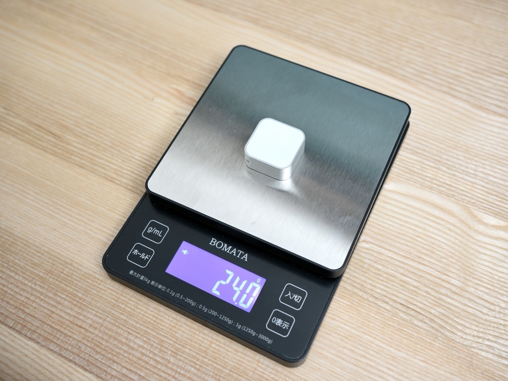 Satray Apple Watch用ワイヤレス充電器の重量